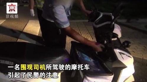 司机吃瓜视频,揭秘日常生活中的趣味瞬间