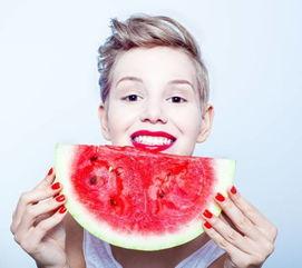 吃瓜视频大全图片欣赏,吃瓜视频大全视觉盛宴